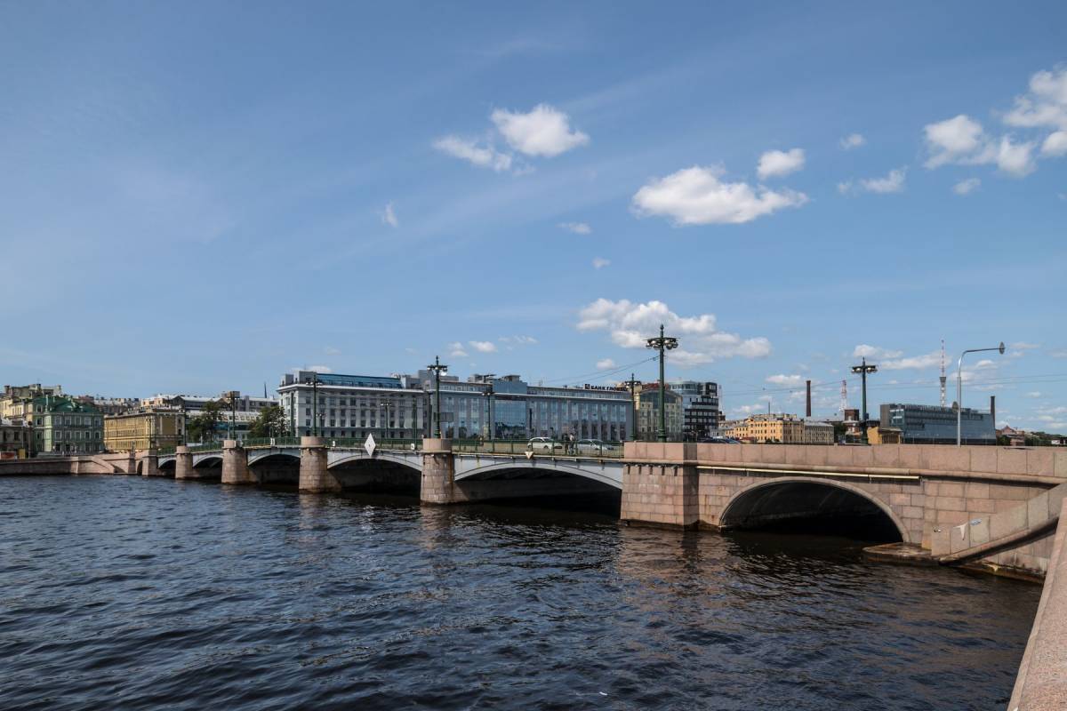 Сампсониевский мост в Санкт-Петербурге Сампсониевский мост в Санкт-Петербурге