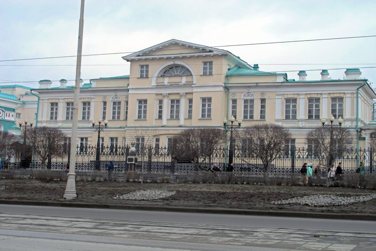 Музей истории камнерезного и ювелирного искусства в Екатеринбурге