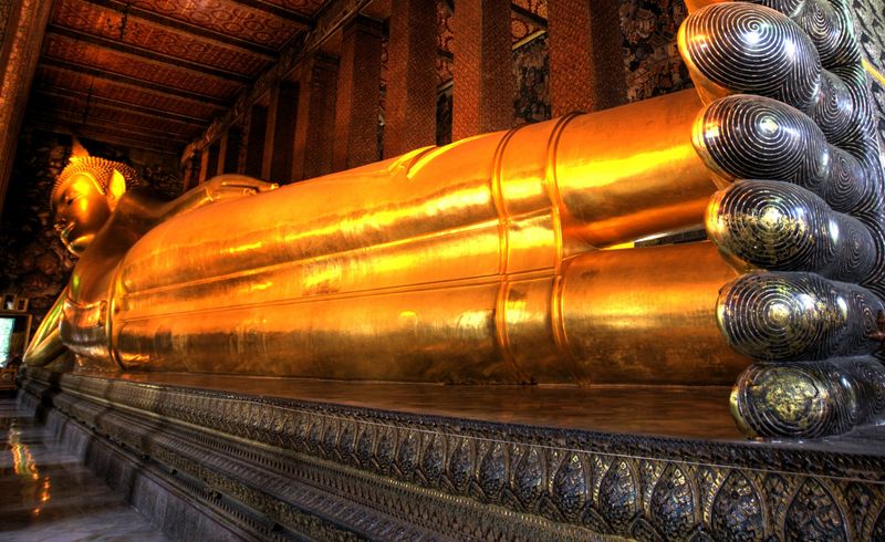 Лежащий Будда, Таиланд