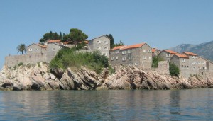 Вы сейчас просматриваете Остров-отель Святой Стефан в Черногории