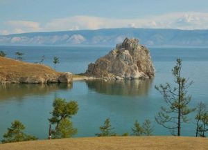 You are currently viewing Летний отдых на озере Байкал в 2023 году