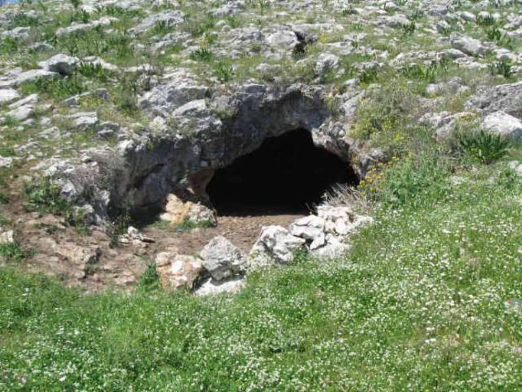 Каниспольские пещеры