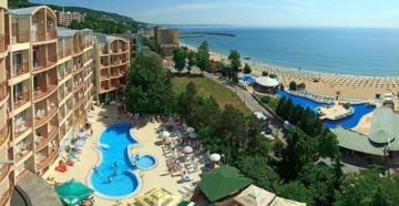 Рейтинг лучших отелей 3, 4, 5 звезд на курорте Золотые пески в Болгарии