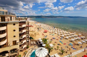 Вы сейчас просматриваете Рейтинг лучших отелей 3, 4, 5 звезд на курорте Солнечный берег в Болгарии