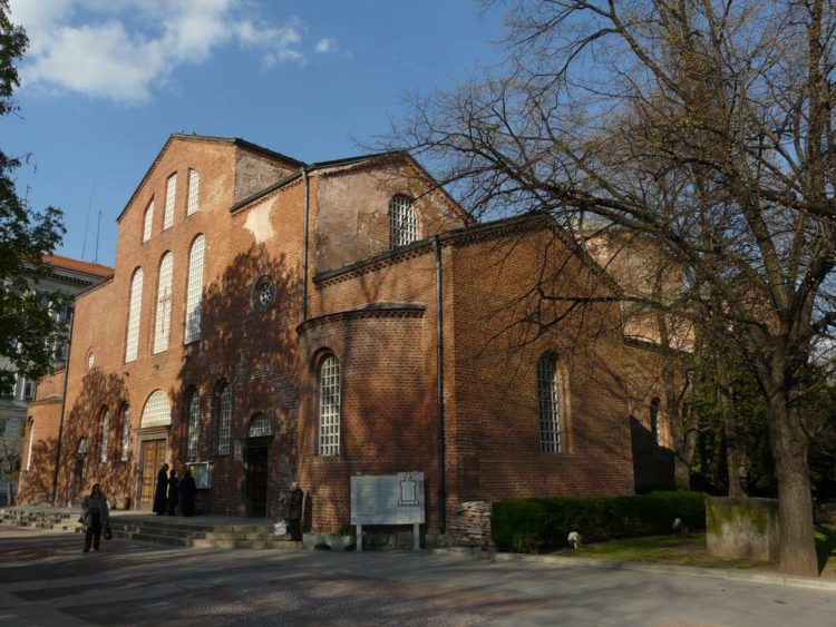 Собор Святой Софии в Болгарии