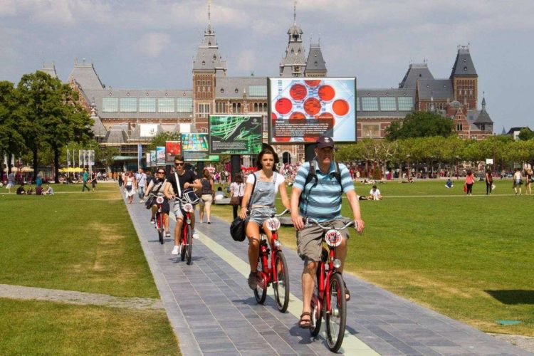 Велосипедная прогулка по Амстердаму