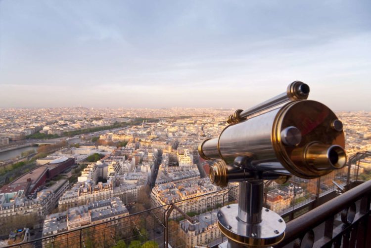 Вид на Париж сверху