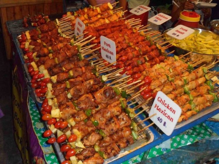 Еда на ночном рынке Паттайи