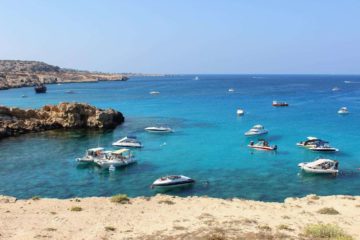 Вы сейчас просматриваете Есть ли коронавирус на Кипре? Стоит ли ехать в страну туристам?