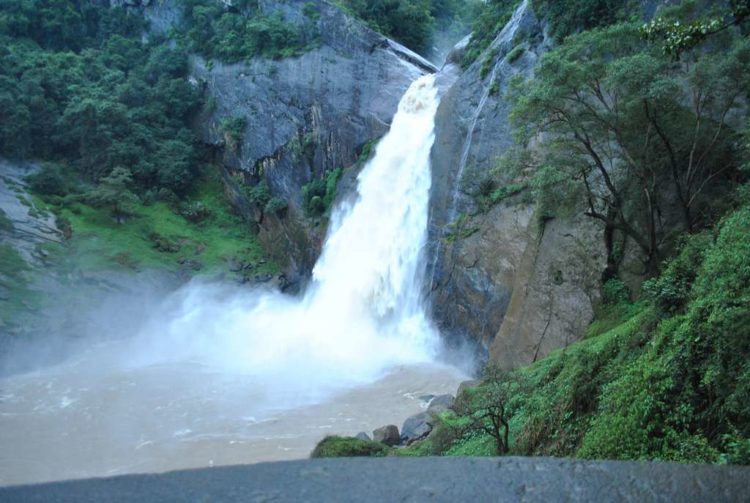Водопад Данхинда