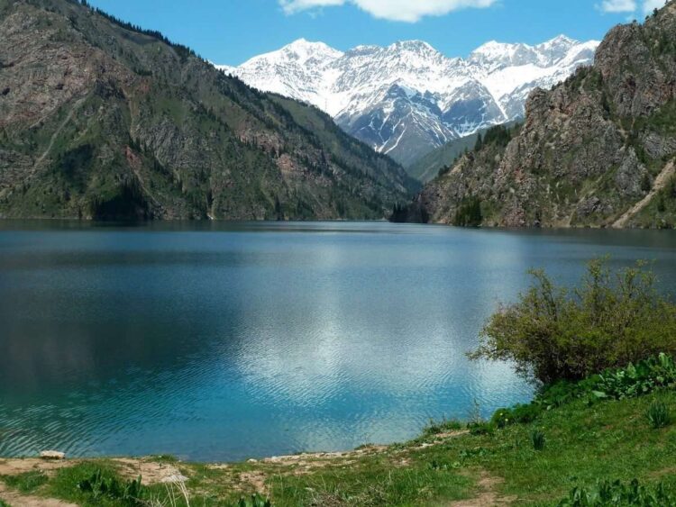 Поездка на озера Киргизии