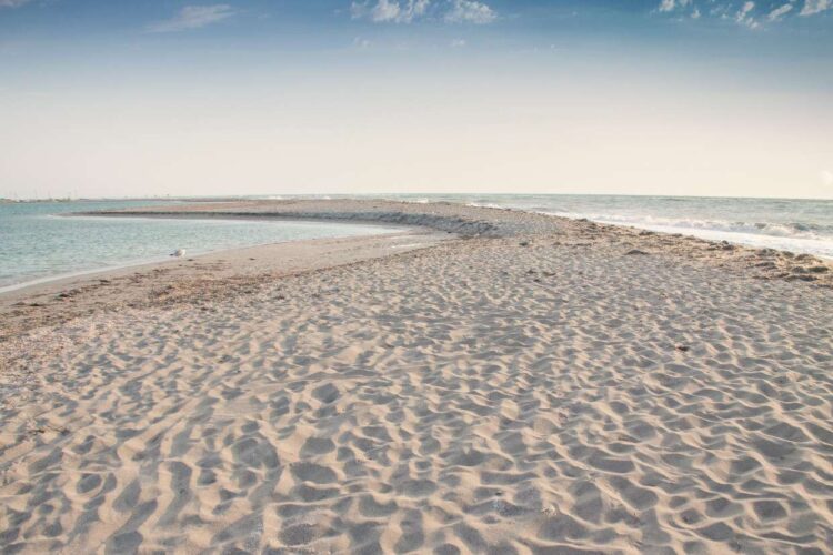 Песчаные пляжи Бакальской косы