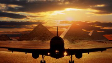 Вы сейчас просматриваете Самолеты из России не летят в Египет: Росавиация отказала авиакомпаниям в рейсах в Шарм-эль-Шейх и Хургаду