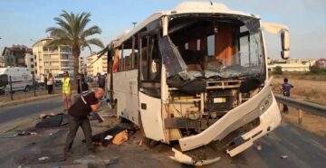 ДТП в Турции с российскими туристами: в аварии пострадало 16 россиян и четверо погибло