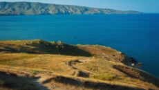 Топ 14 лучших пляжей Орджоникидзе в Крыму, которые стоит посетить