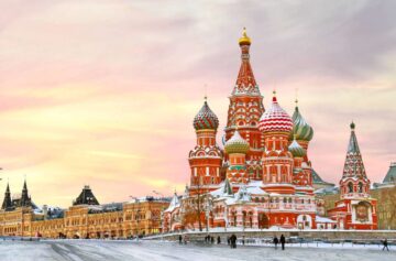You are currently viewing Топ 10 лучших новогодних экскурсий по Москве в 2023 году