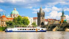 Речные прогулки в Праге для туристов