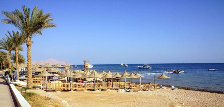 Пляж Рас-Насрани в Шарм-эль-Шейхе