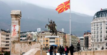 Больше не друзья: Черногория и Македония отменили многолетние правила по безвизовому въезду россиян