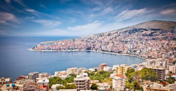 В Албанию без тестов и сертификатов: все covid-ограничения в стране отменяются с 1 мая