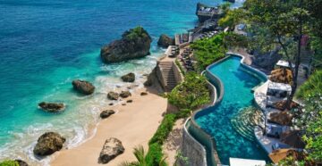 Отдых на Бали стал доступнее: Индонезия отменила ПЦР-тесты при въезде и карантин