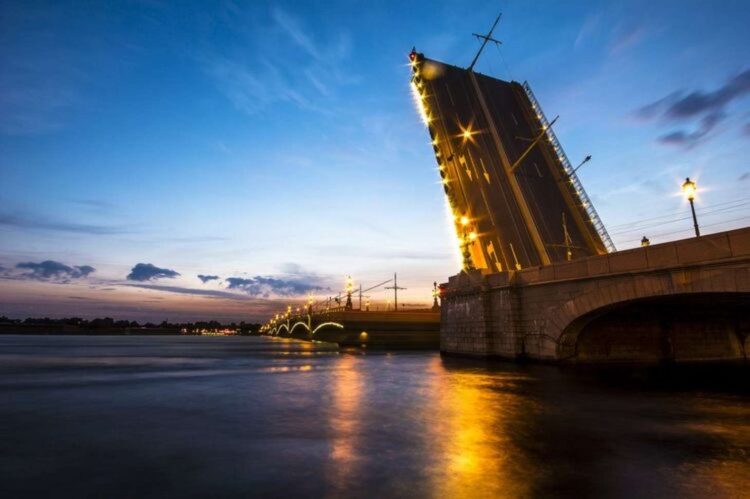 Развод мостов в Питере