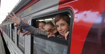 Достойная поддержка детей России: школьники смогут путешествовать по стране бесплатно уже с этого года