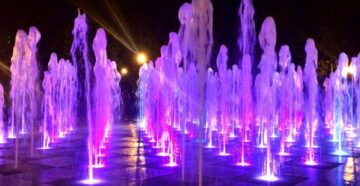 Поющие фонтаны в Казани в Парке Горького
