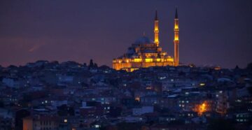 Отдых в Турции без ПЦР-тестов и масок: страна вернулась к допандемийным правилам въезда туристов