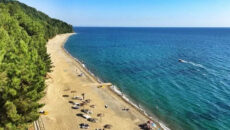Топ 10 лучших пляжей Сухума и окрестностей в Абхазии в 2023 году