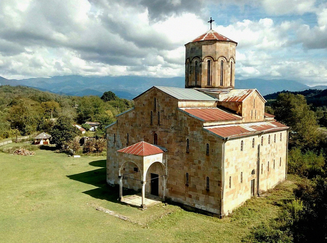 Лыхненский храм Успения Пресвятой Богородицы Абхазия