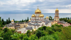 Топ 10 святых мест в Абхазии — православные церкви, храмы и монастыри