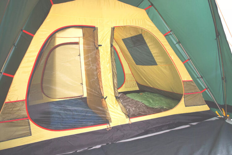 Палатка на два человека