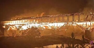 900 лет истории сгорели: в Китае уникальный старинный мост полностью разрушился из-за пожара