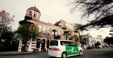 Как вызвать такси в Абхазии: приложения и цены в 2023 году