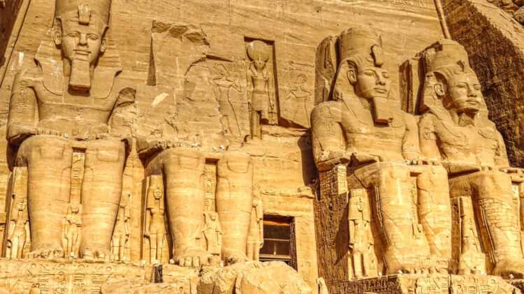 Архитектурные особенности храма Абу-Симбел в Египте