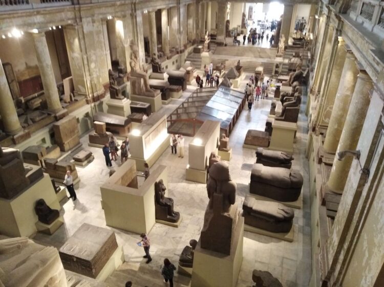 Экспонаты Каирского музея в Египте