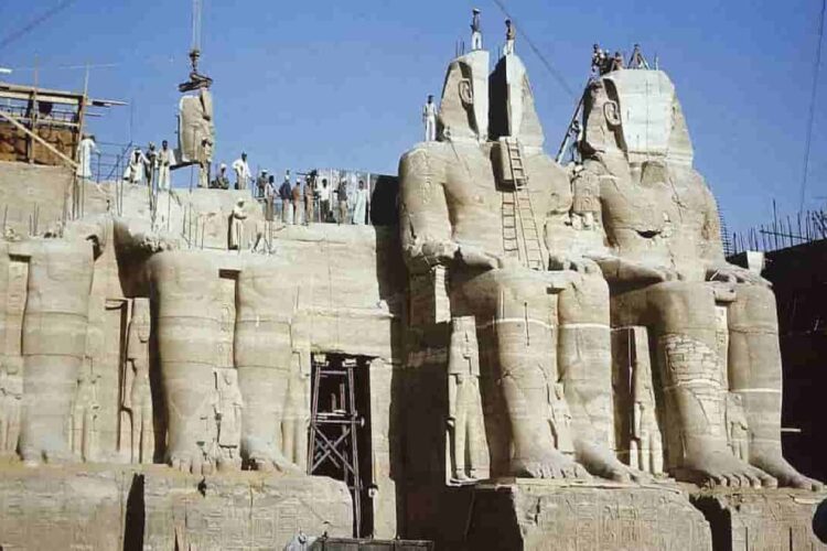 Реконструкция и перенос храма Абу-Симбел