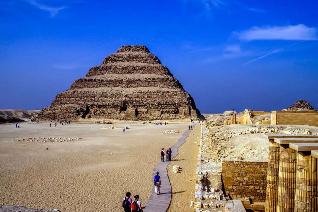 Пирамида Джосера в Саккара