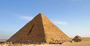 Пирамида Микерина в Египте — чем знаменита самая необычная пирамида Гизы