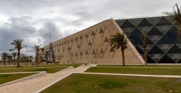 Приватный доступ к древностям: Большой египетский музей в Гизе открылся, но не для всех