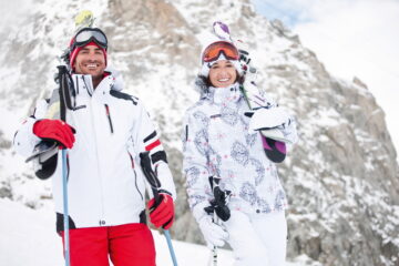 Вы сейчас просматриваете Топ 10 лучших горнолыжных костюмов для мужчин и женщин в 2024 году