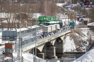 Вы сейчас просматриваете Без проезда на годы: КПП «Ивангород» на границе России с Эстонией закроется для транспорта