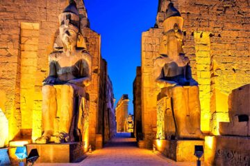 Вы сейчас просматриваете Луксорский храм в Египте — знаковая достопримечательность Луксора