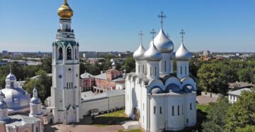 Софийский собор и колокольня в Вологде