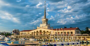 По Чёрному морю: в Сочи хотят запустить морские пассажирские рейсы в Абхазию и Грузию