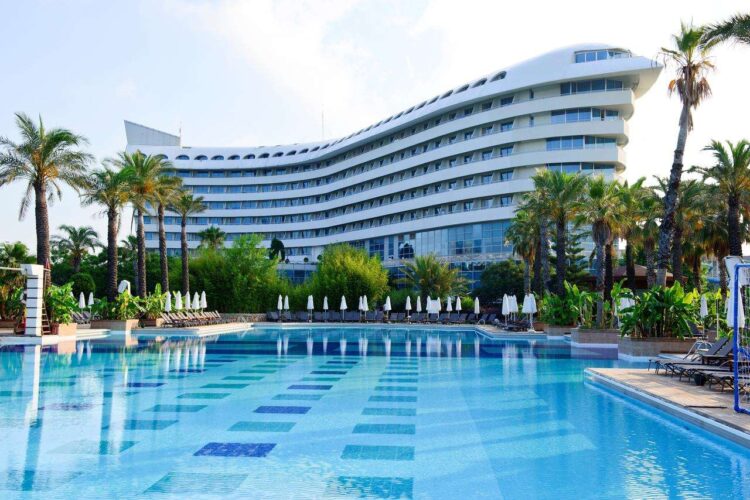Отдых в комфортных отелях Турции в феврале