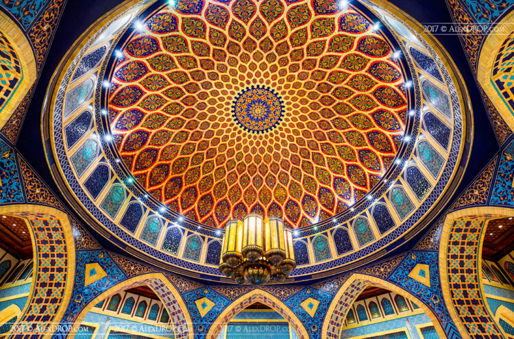 Персидский павильон тц Ibn Battuta Mall 