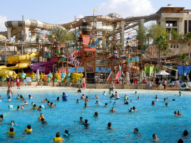 Аквапарк Wild Wadi в Дубае: цена билета 2024, где находится на карте ...