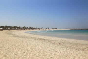 Вы сейчас просматриваете Пляж Аль-Мамзар в Дубае — огромная территория и красивый парк